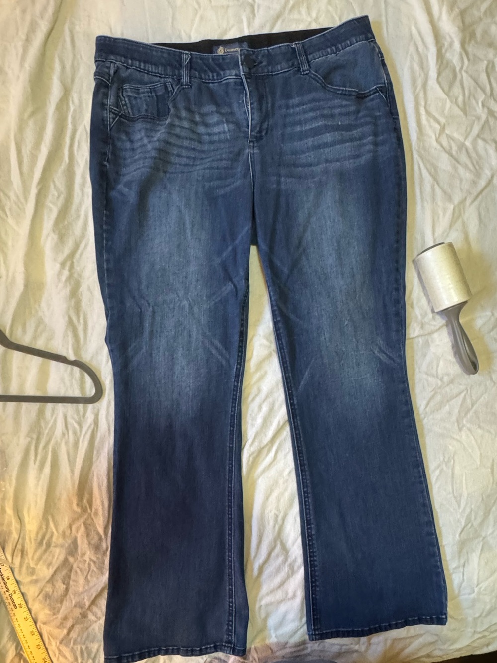 Democracy Absolution Jeans Women’s 20W Blue Straight Leg Stretch Denim Plus Size